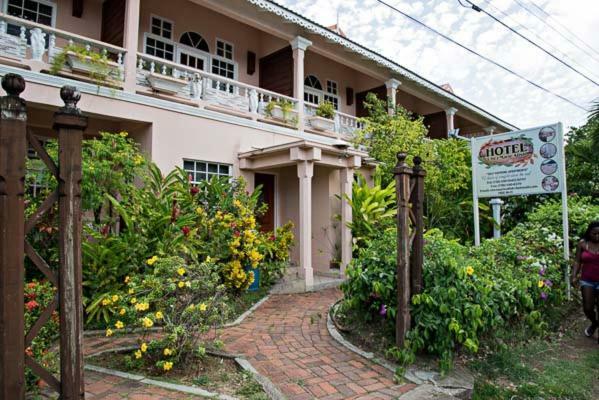 Hotel Chez Marie Alish Gros Islet Exterior photo